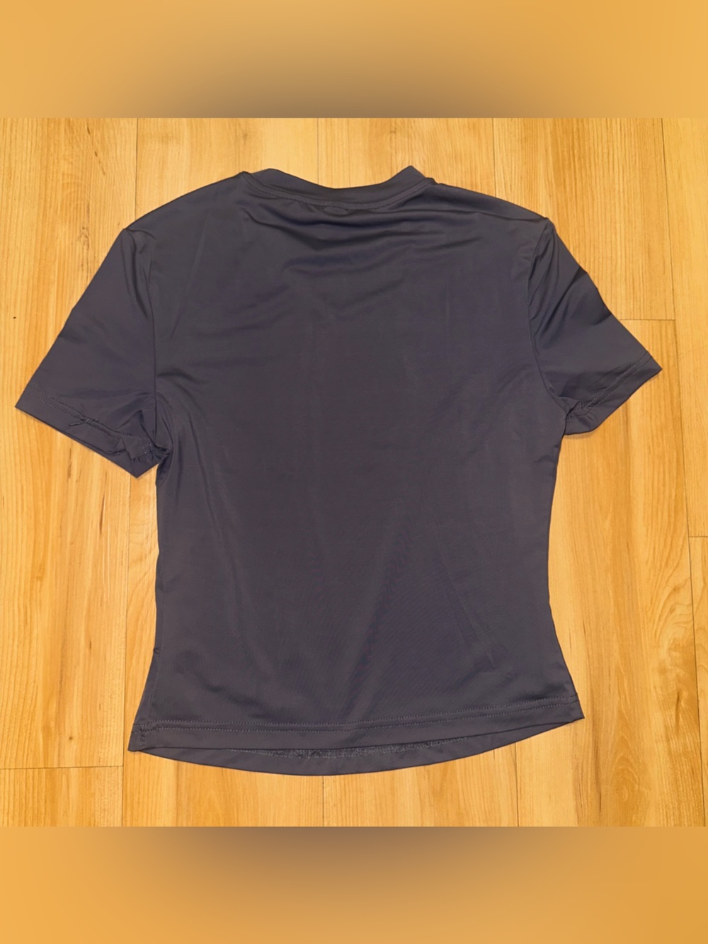 Fitted Top - Picture 2 of 3